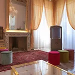 Marcheamore - Stanze Della Contessa, Luxury Flat With Private Courtyard *