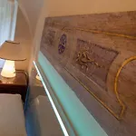 Marcheamore - Stanze Della Contessa, Luxury Flat With Private Courtyard フェルモ