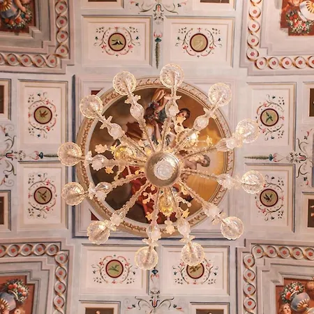 Apartamento Marcheamore - Stanze Della Contessa, Luxury Flat With Private Courtyard