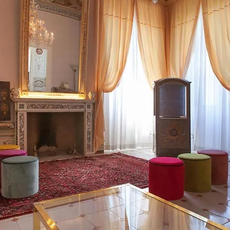 Marcheamore - Stanze Della Contessa, Luxury Flat With Private Courtyard *