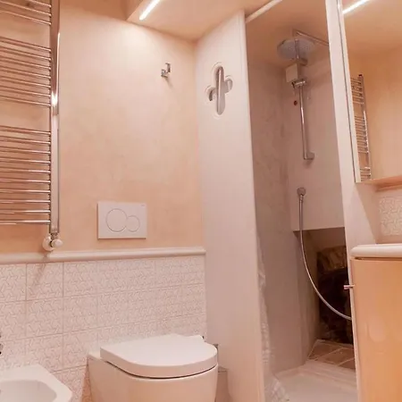 Marcheamore - Stanze Della Contessa, Luxury Flat With Private Courtyard