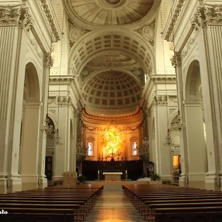 Marcheamore - Stanze Della Contessa, Luxury Flat With Private Courtyard Apartament *