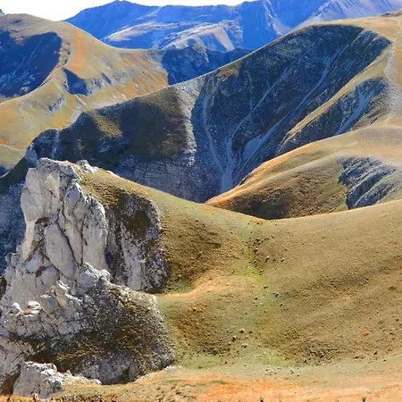 Marcheamore - Stanze Della Contessa, Luxury Flat With Private Courtyard * Fermo