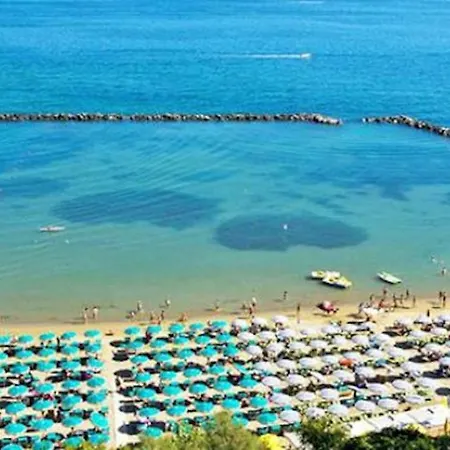 Marcheamore - Stanze Della Contessa, Luxury Flat With Private Courtyard Fermo